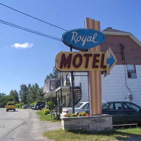 Motel Royal Cabano Экстерьер фото