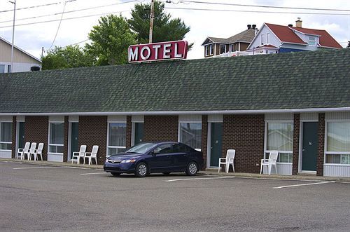 Motel Royal Cabano Экстерьер фото
